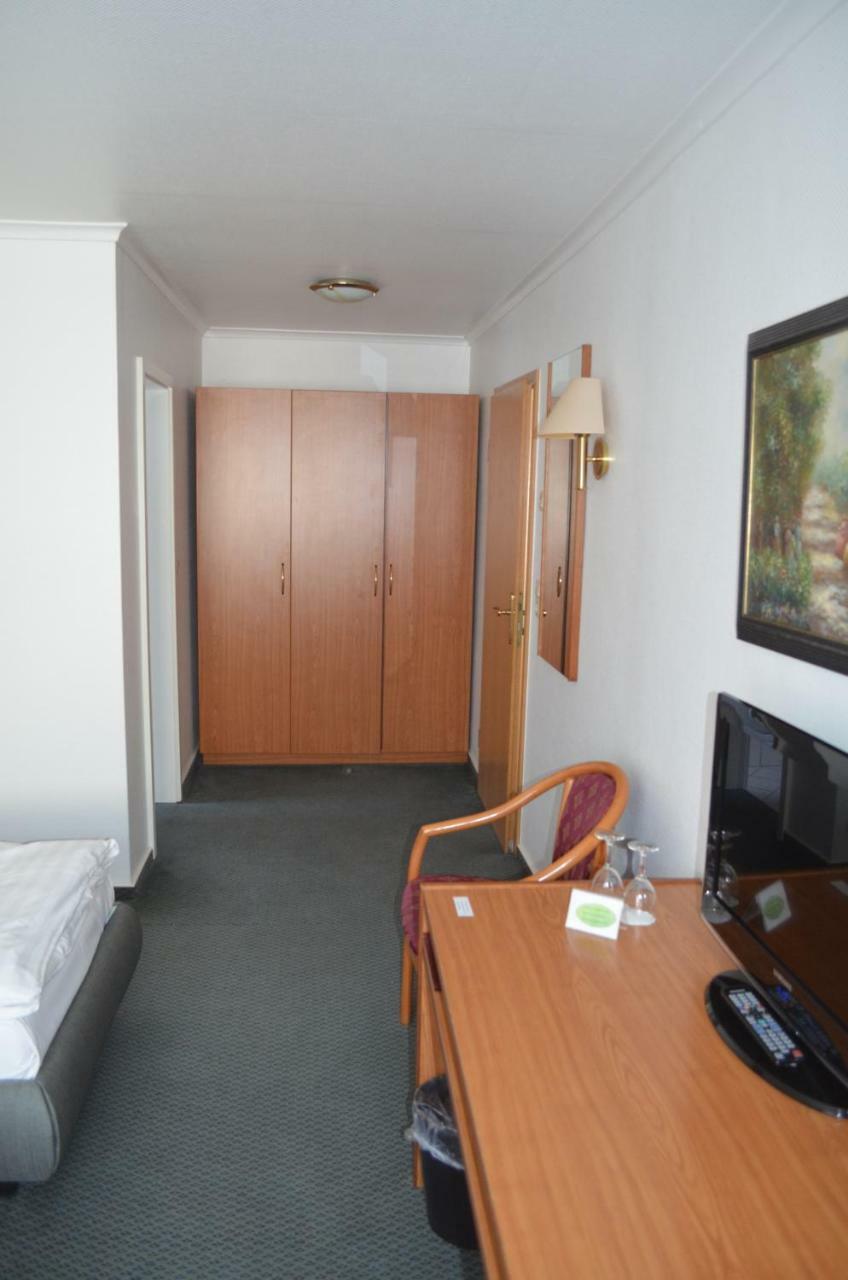 Hotel Zur Post Neubruchhausen Exterior photo